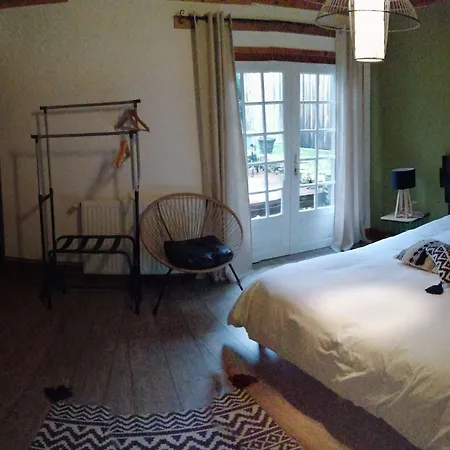 Douvilla 3* דוביל